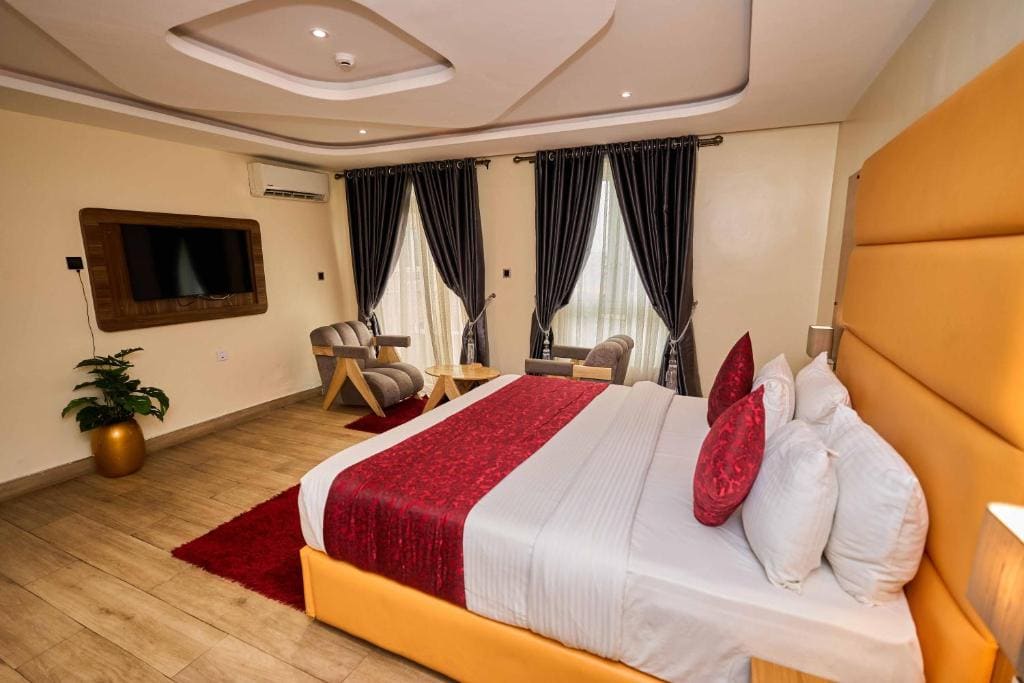 Deluxe Room room - Image 3