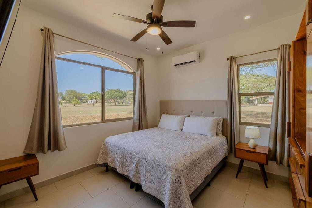 Two-Bedroom House room - Image 1