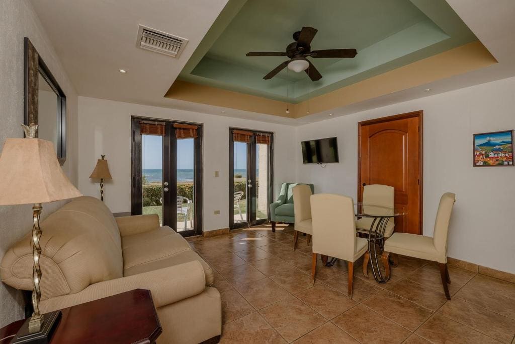 Apartment room - Image 2