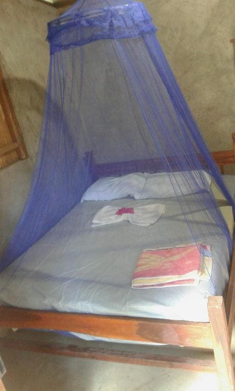 Small Double Room room - Image 1