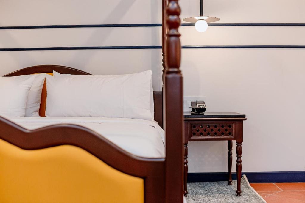 Standard King Room room - Image 3