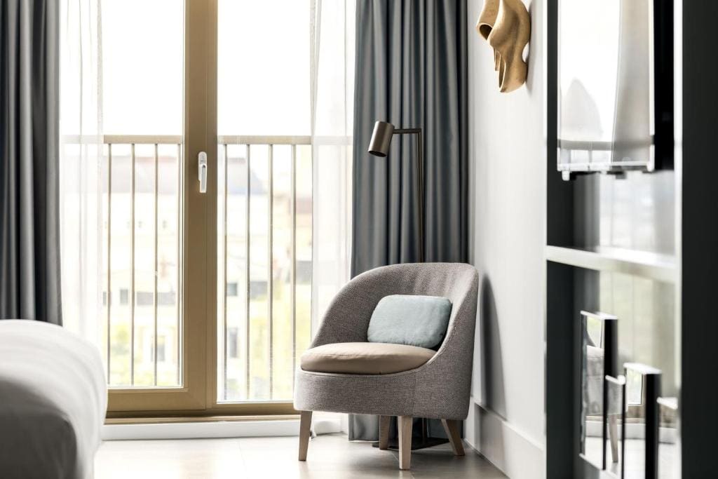 Deluxe Room room - Image 3
