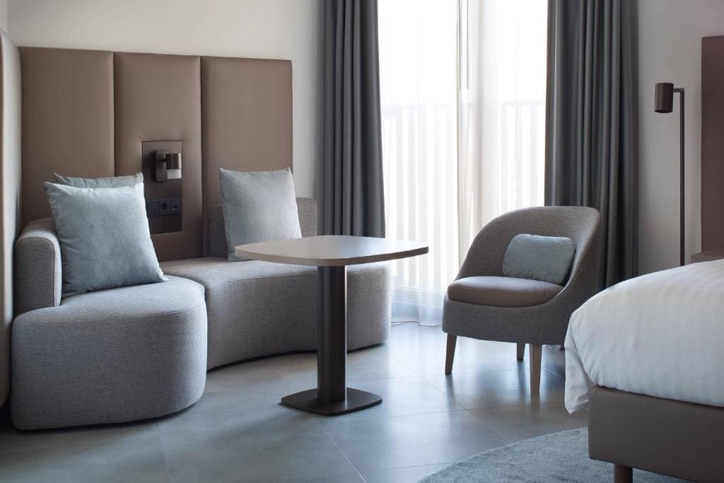 Junior Suite with M Club Lounge Access room - Image 1
