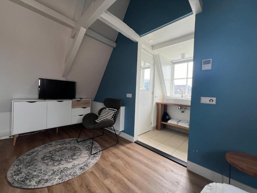 Standard Double Room room - Image 3