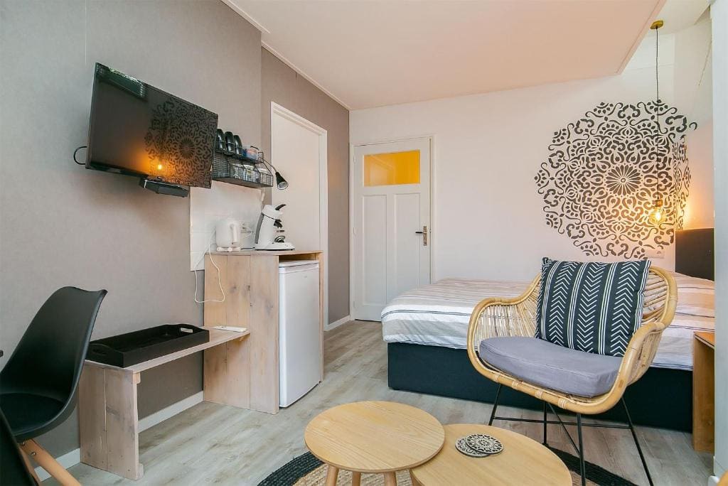 Double Room with Patio room - Image 2