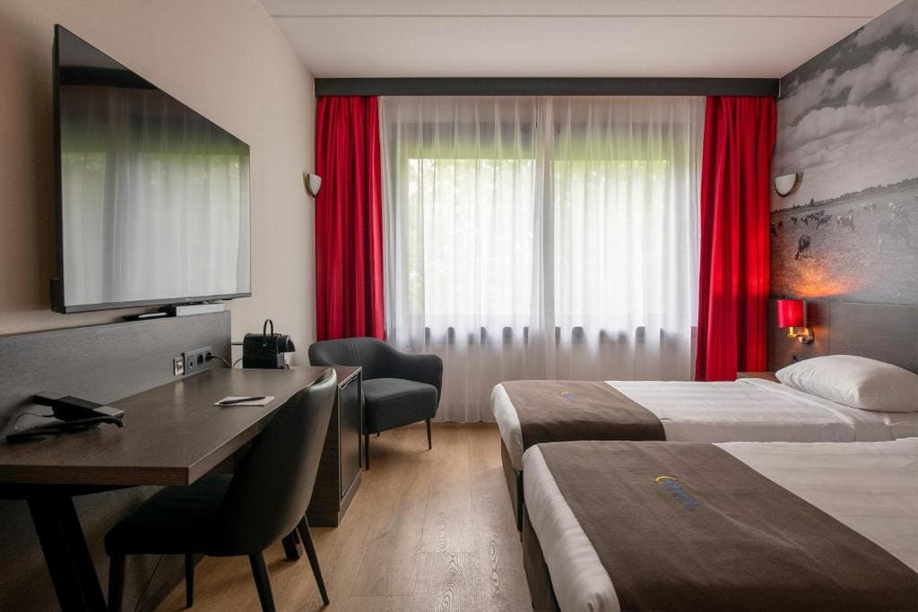 Deluxe Twin Room room - Image 1