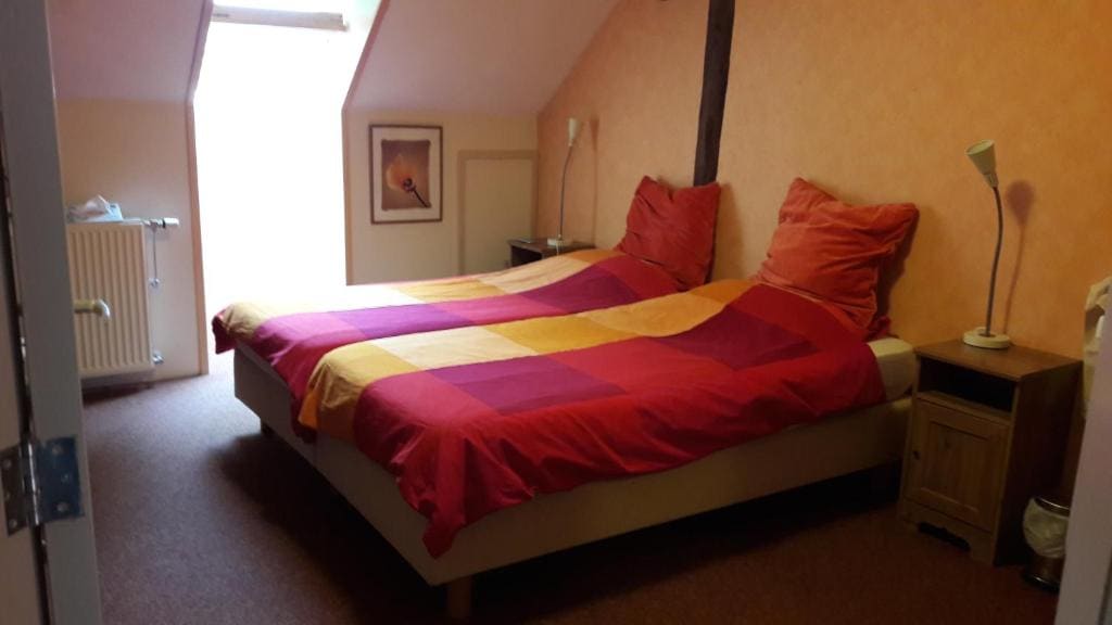 Double or Twin Room with Shared Bathroom room - Image 2