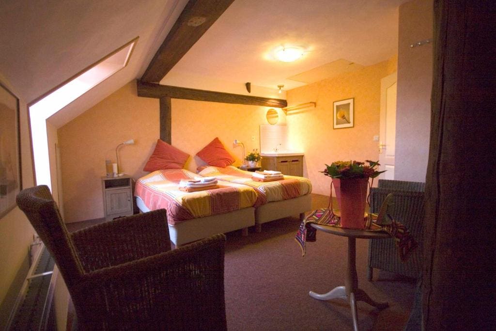 Double or Twin Room with Shared Bathroom room - Image 1