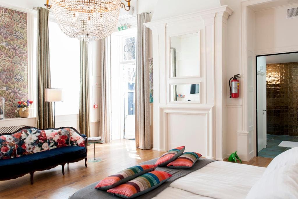 Suite room - Image 1