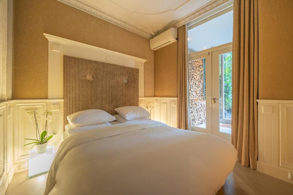 Suite with Garden View room - Image 2