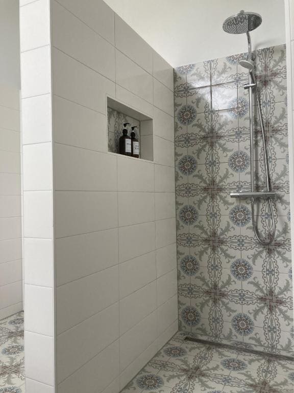 Double Room with Private Bathroom room - Image 1
