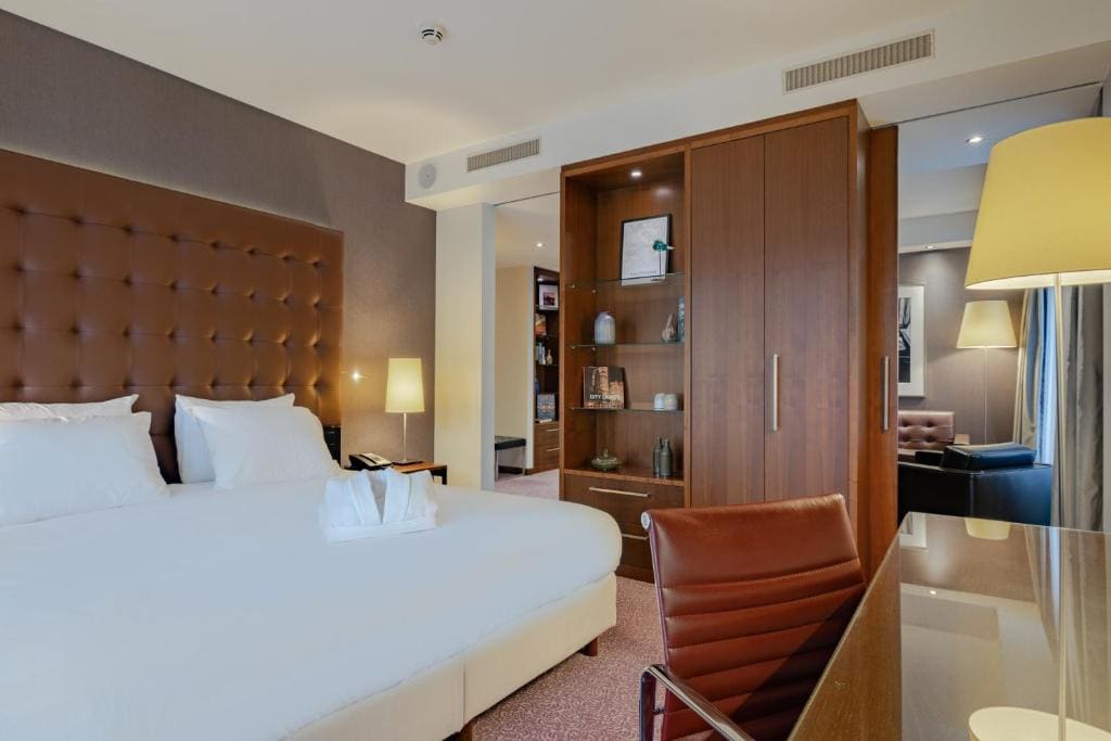 Standard Room with Two Single Beds room - Image 1