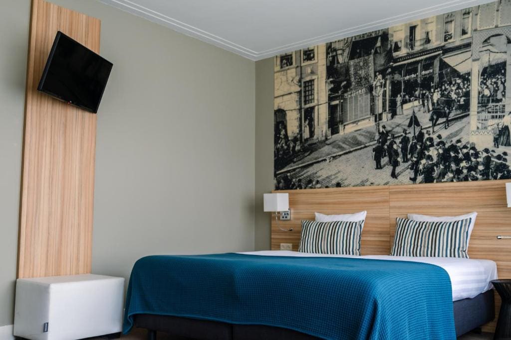 Standard Triple Room room - Image 2