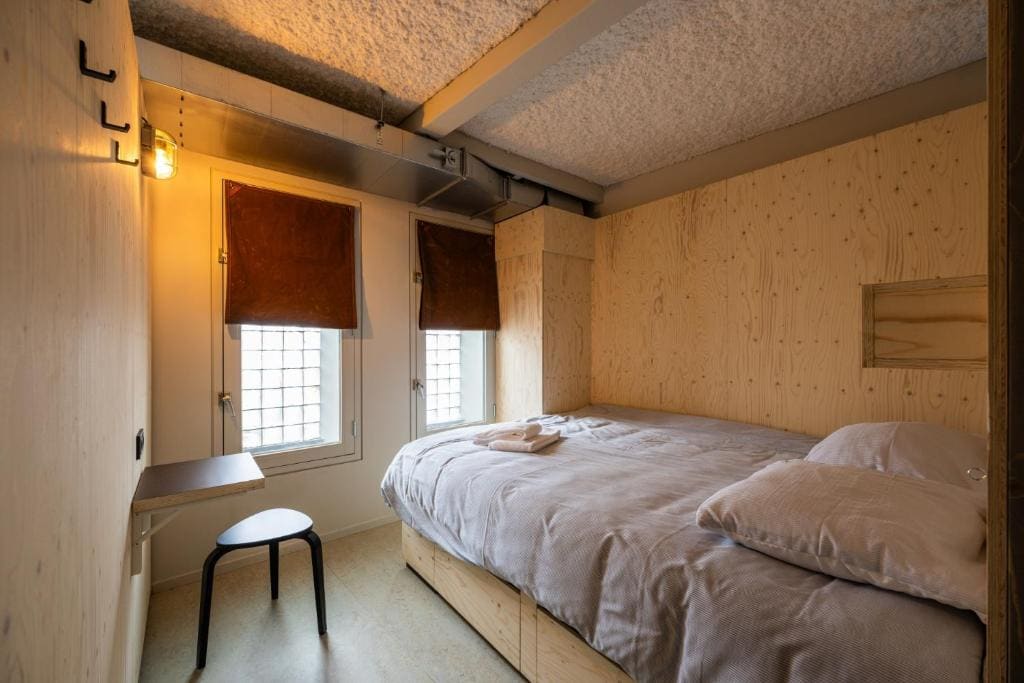 Double Bed in Mixed Dormitory Room room - Image 1