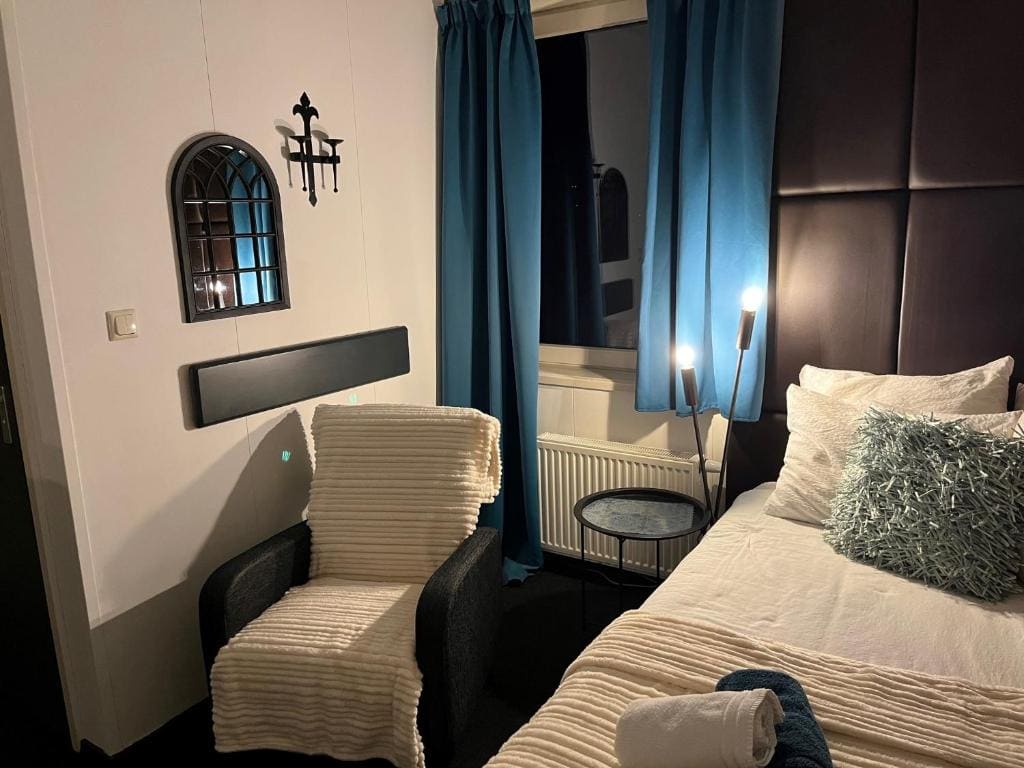 Deluxe Single Room room - Image 3