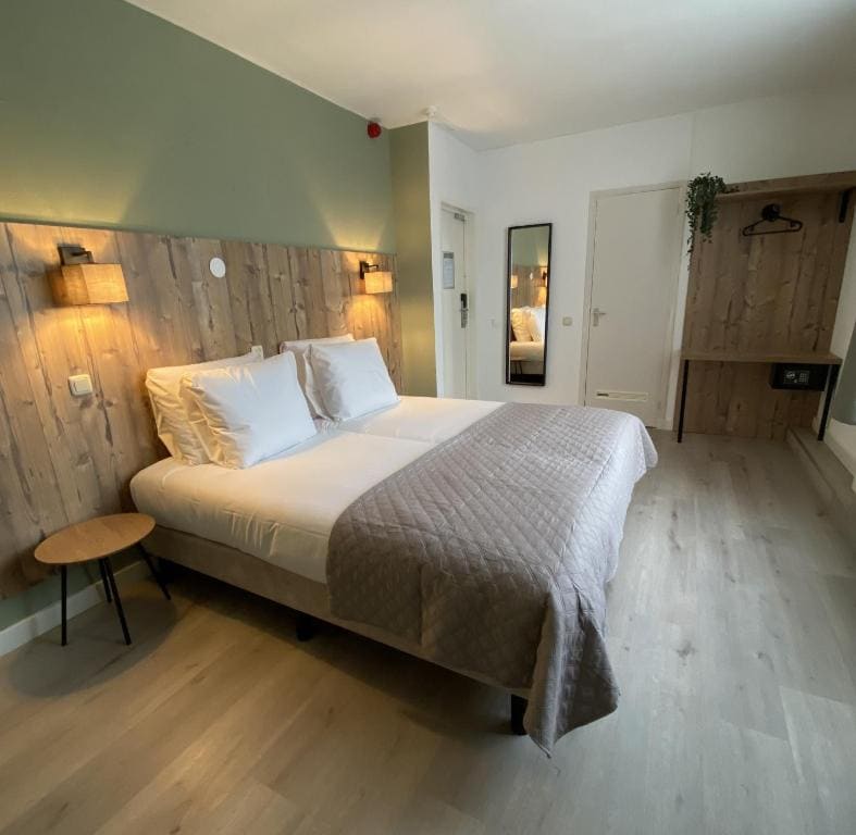 Economy Double Room room - Image 2