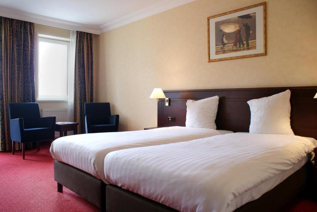 Comfort Double Room with Bath room - Image 1