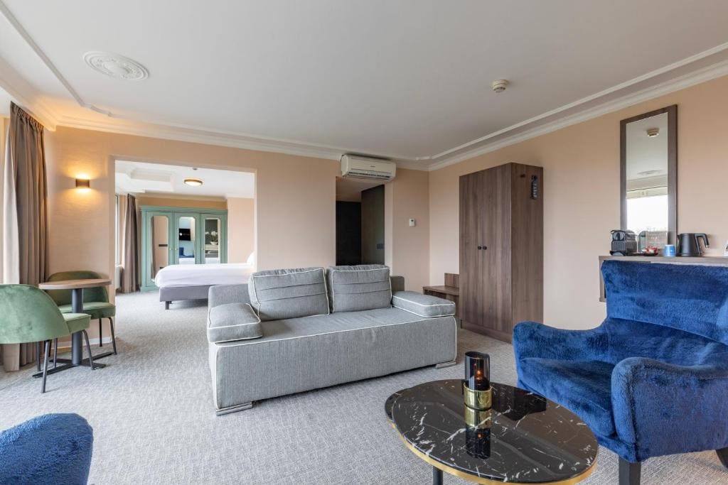 Royal Suite room - Image 1