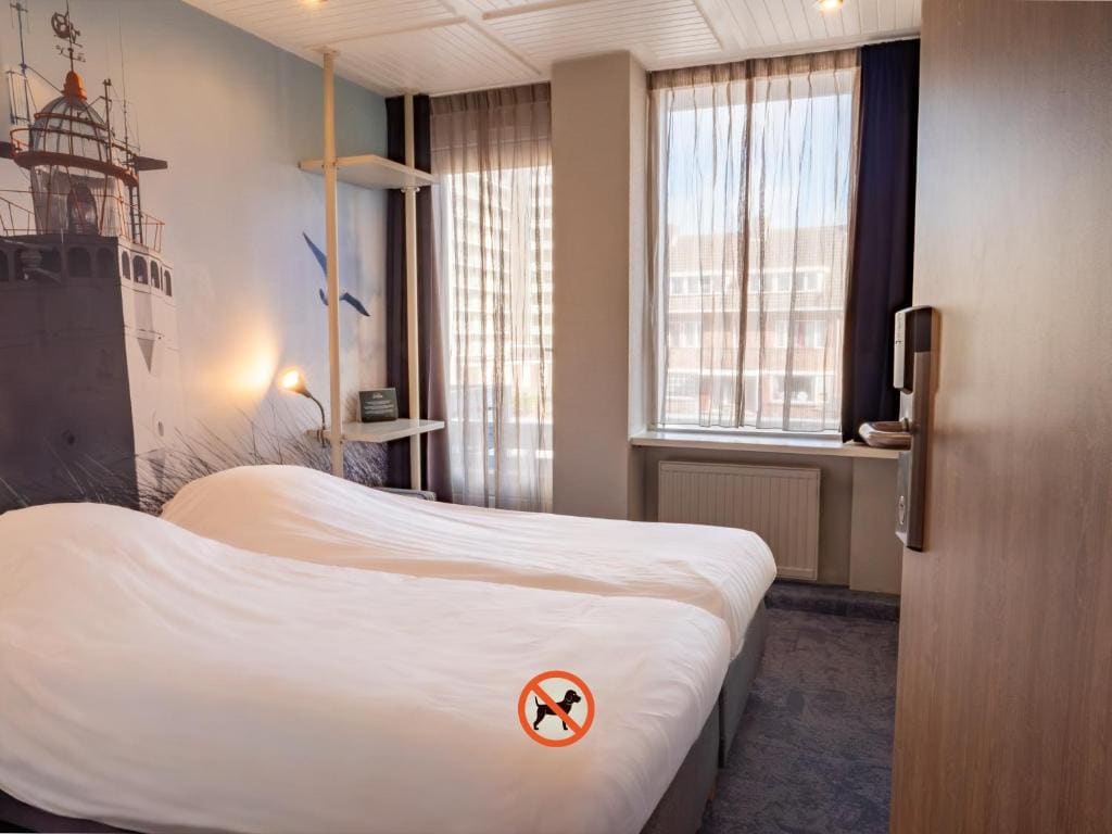 Budget Twin Room room - Image 2