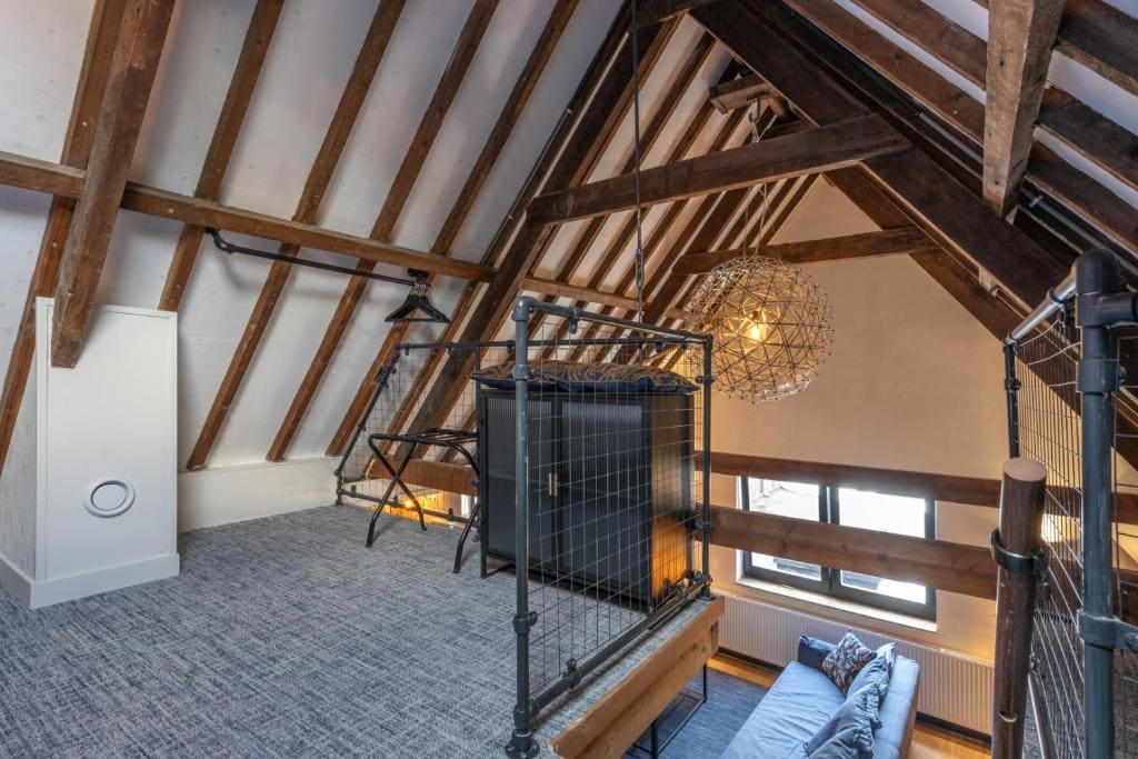Luxury Quadruple Room room - Image 1