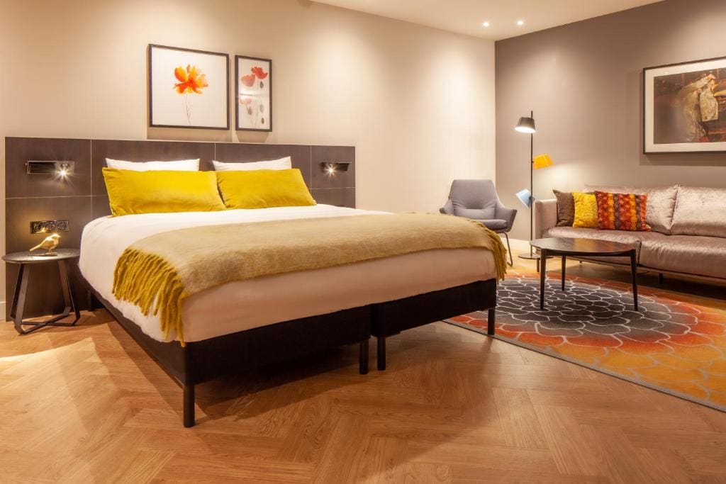 Suite room - Image 1