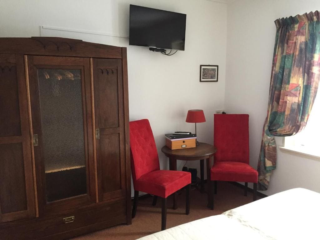 Standard Double Room with Bath room - Image 2