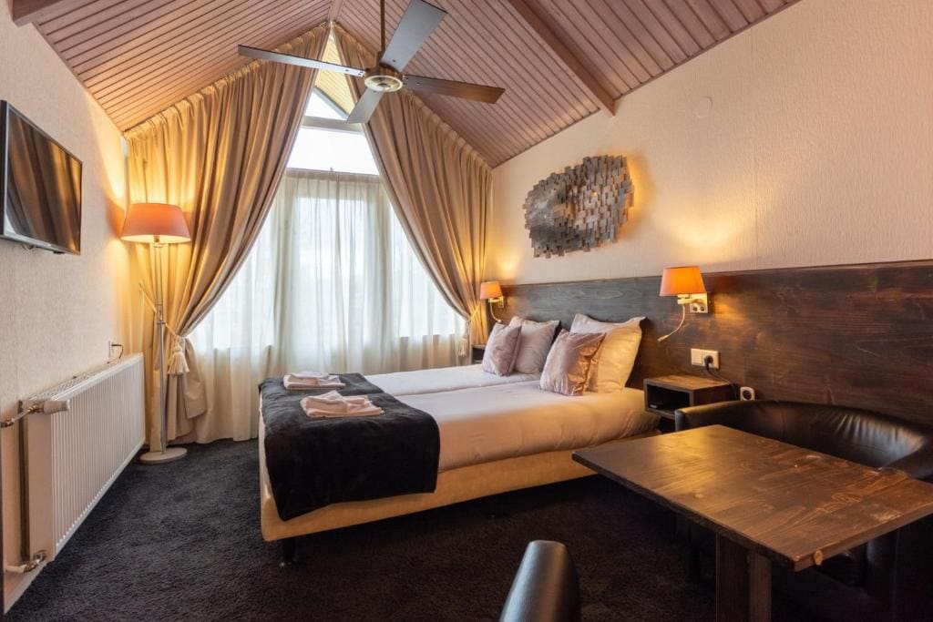 Deluxe Double Room room - Image 1