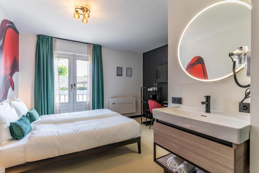 Comfort Room room - Image 3