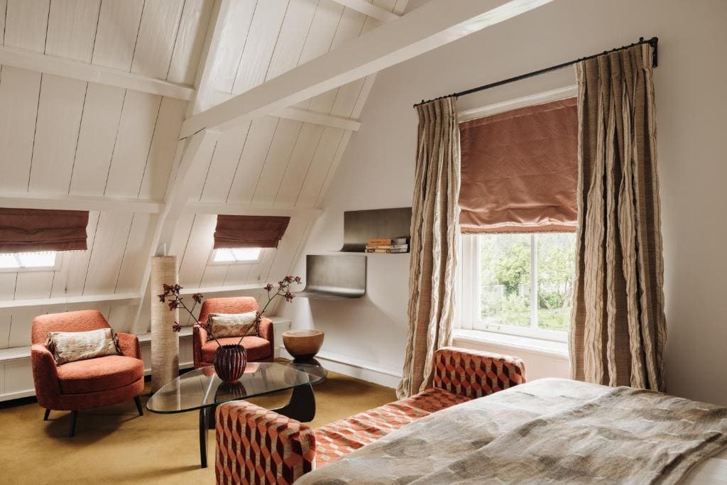 Deluxe King Room room - Image 1