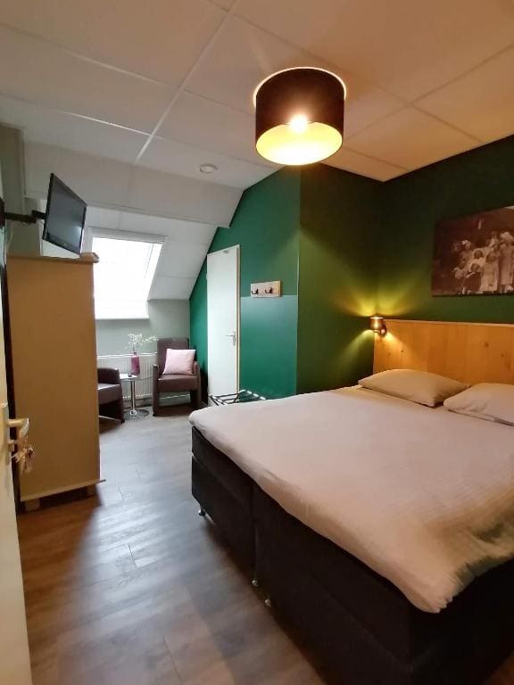 Standard Double Room room - Image 3