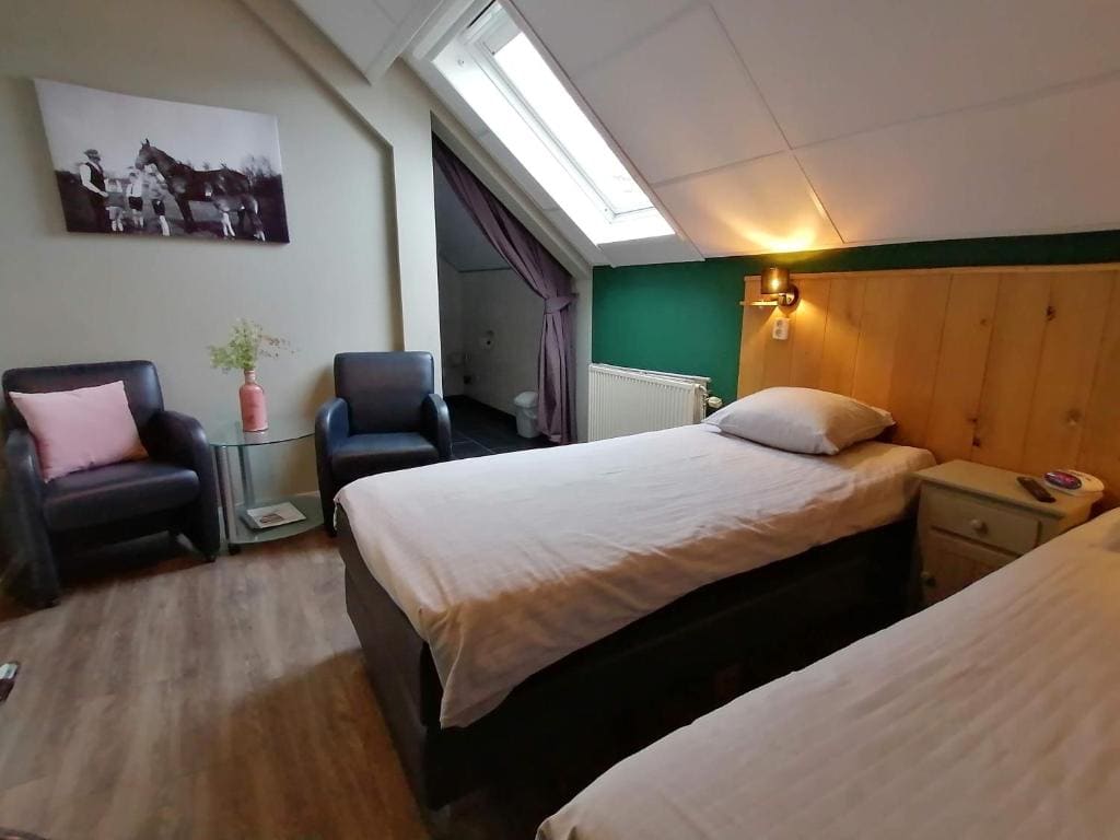 Standard Double Room room - Image 2