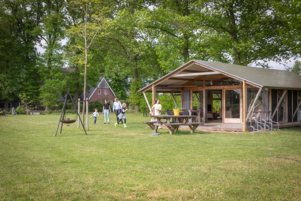 Three-Bedroom Holiday Home room - Image 2
