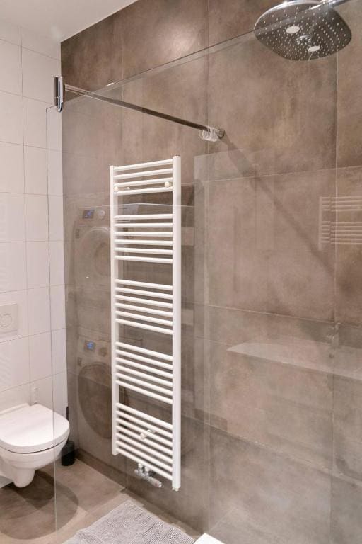 Double Room with Private Bathroom room - Image 2