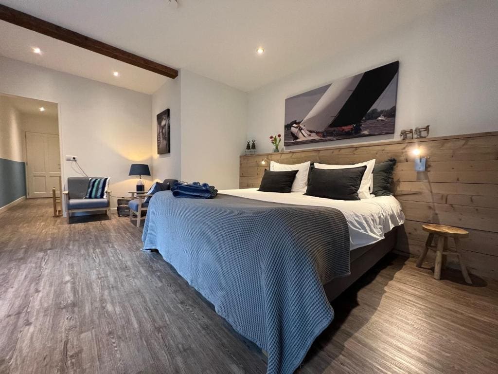 Double Room with Garden View room - Image 3