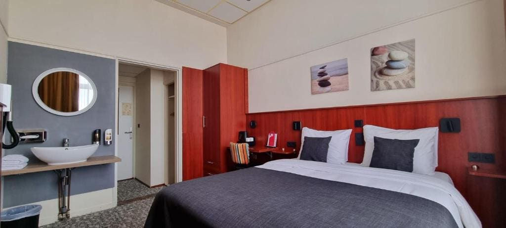 Comfort Double Room room - Image 3