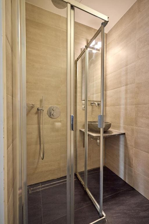Standard Triple Room room - Image 1