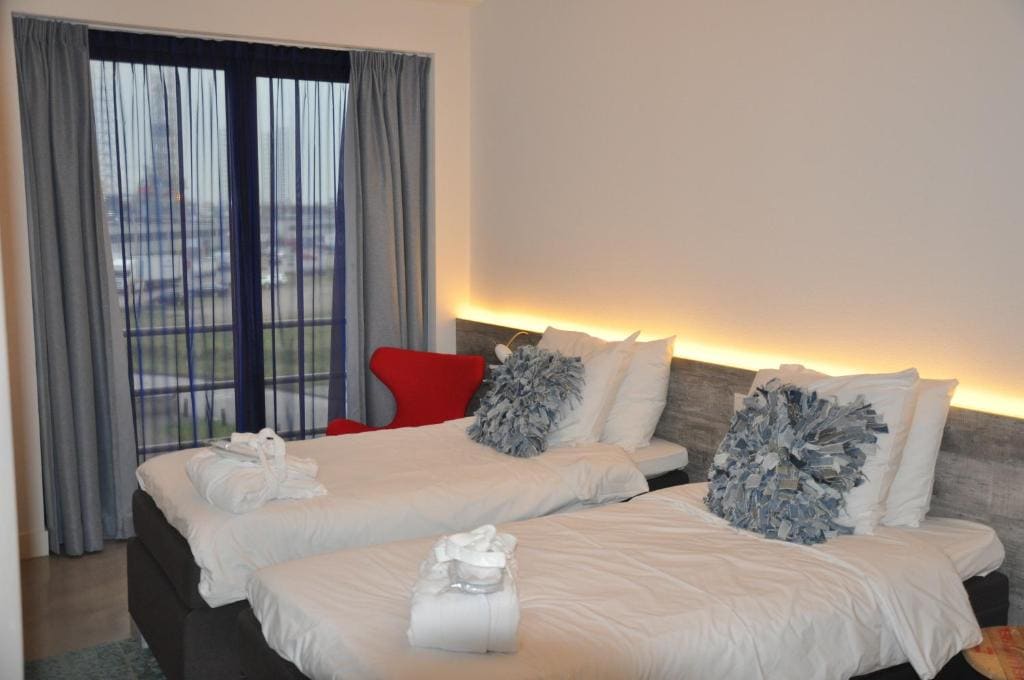 Deluxe Twin Room room - Image 3