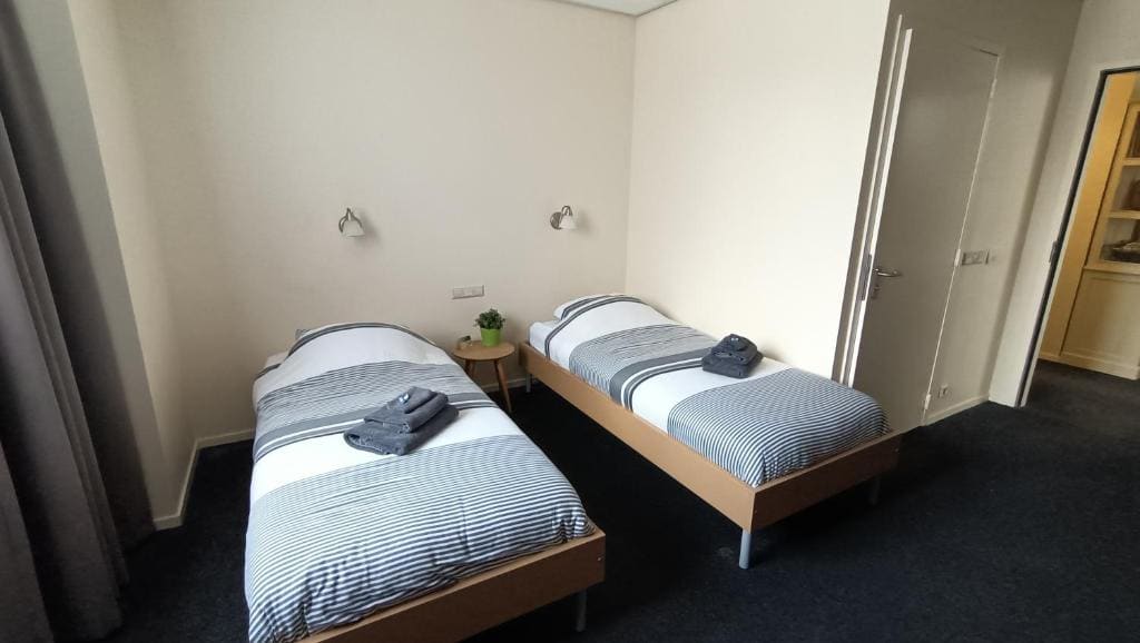 Small Double or Twin Room room - Image 2