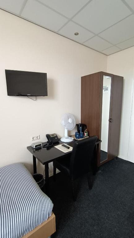 Double or Twin Room with Extra Bed room - Image 1