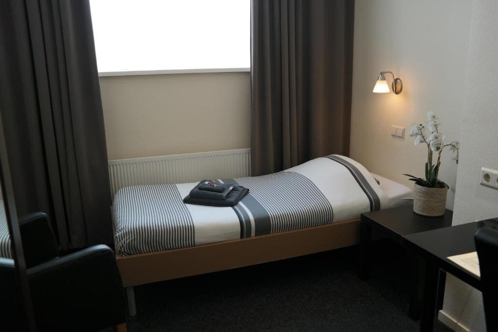 Double or Twin Room room - Image 2