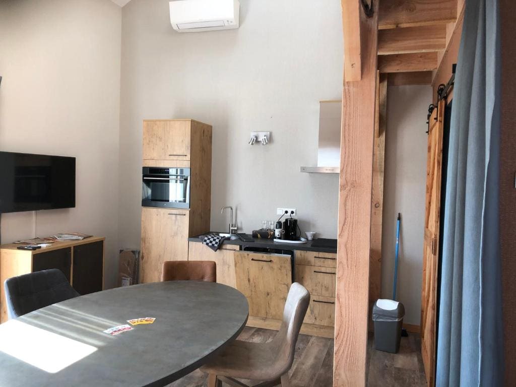 Studio - Disability Access room - Image 1