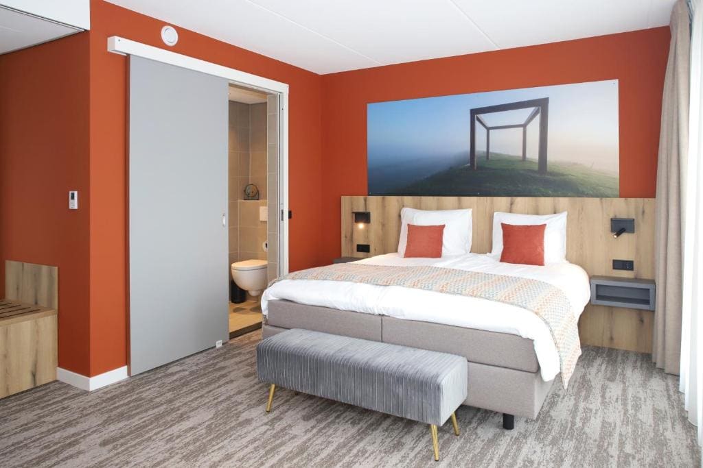 Double Room with Sea View room - Image 1