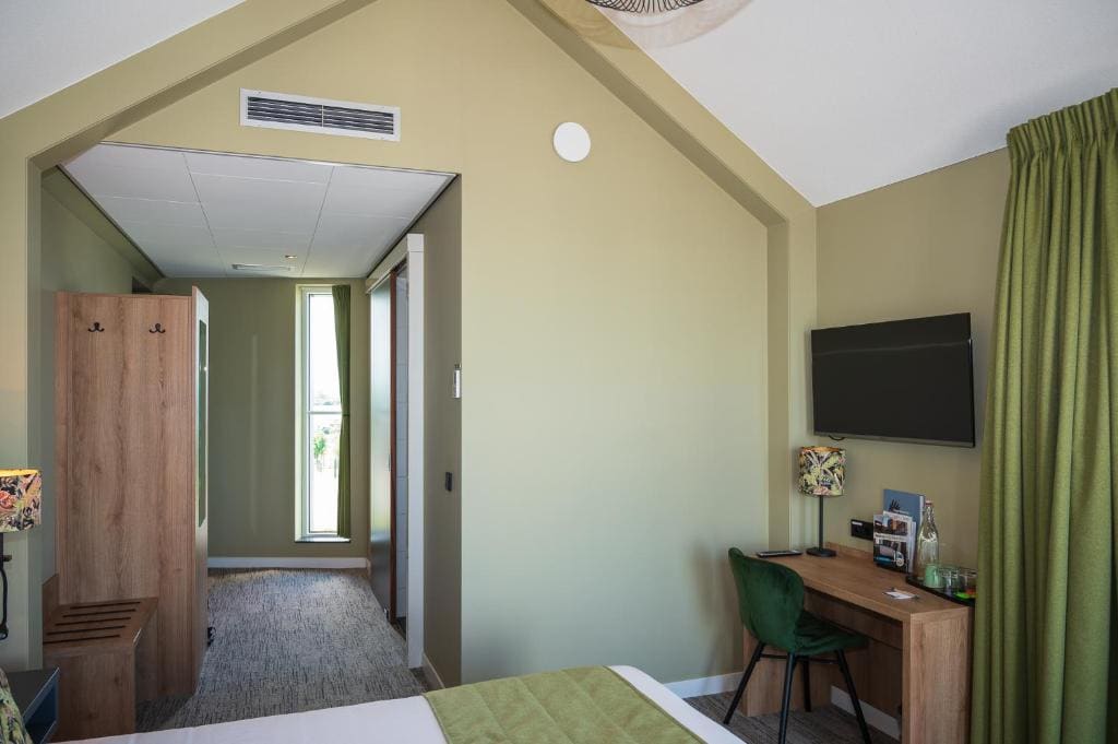 Superior Double Room room - Image 1