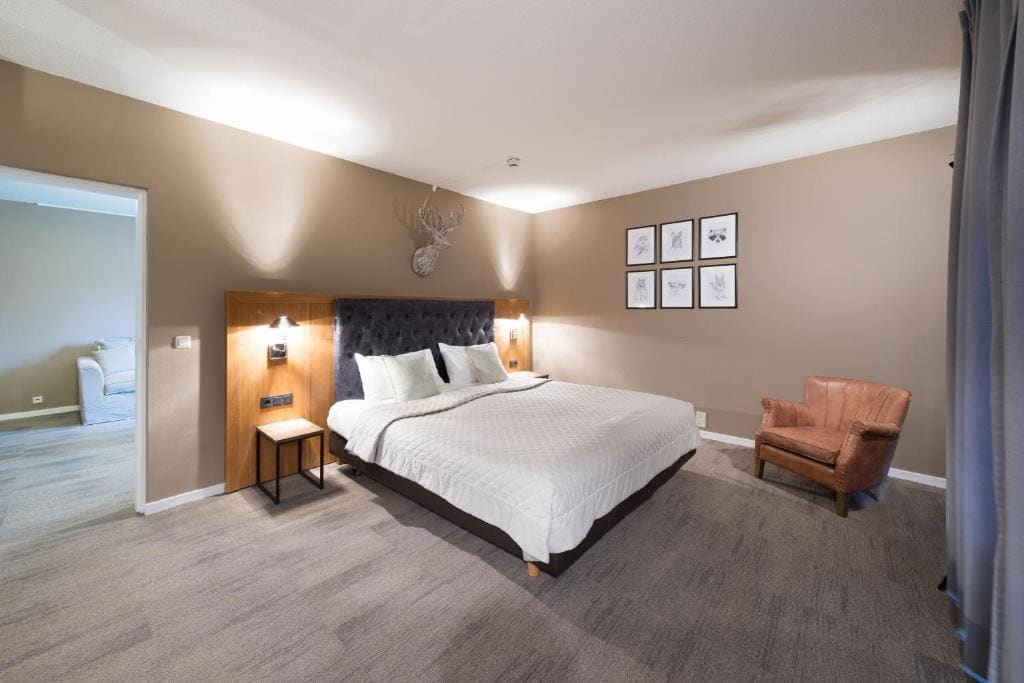Suite room - Image 1