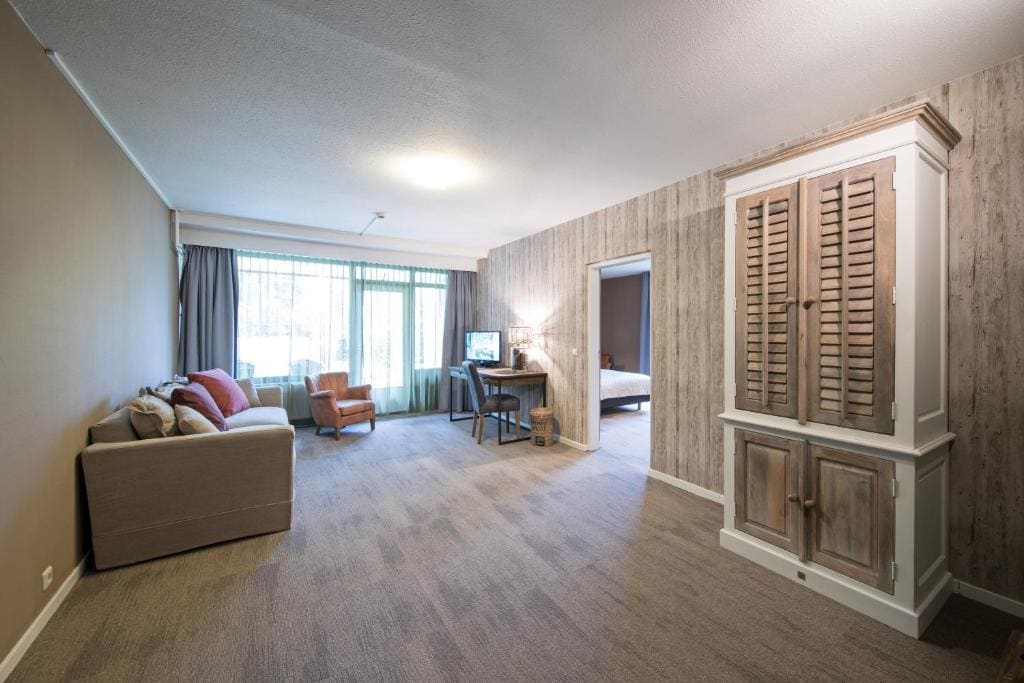 Suite room - Image 2