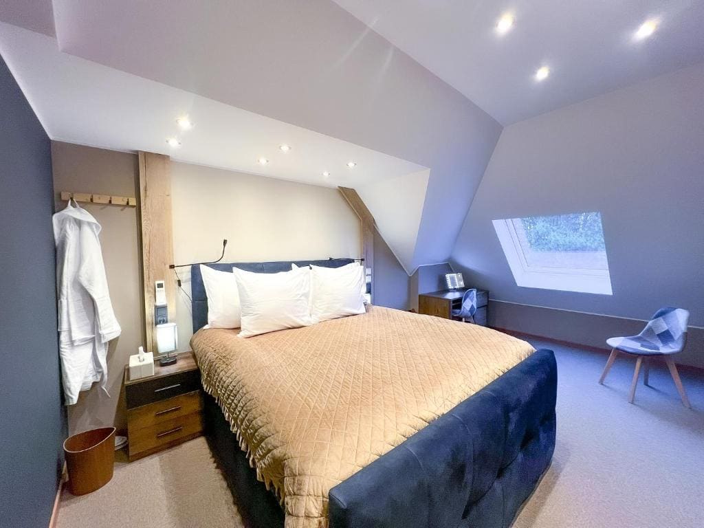 Standard Double Room room - Image 2