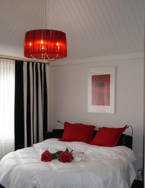 Deluxe Suite room - Image 2