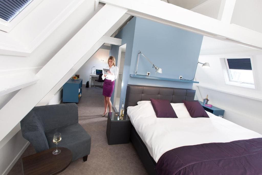 Deluxe Suite room - Image 2