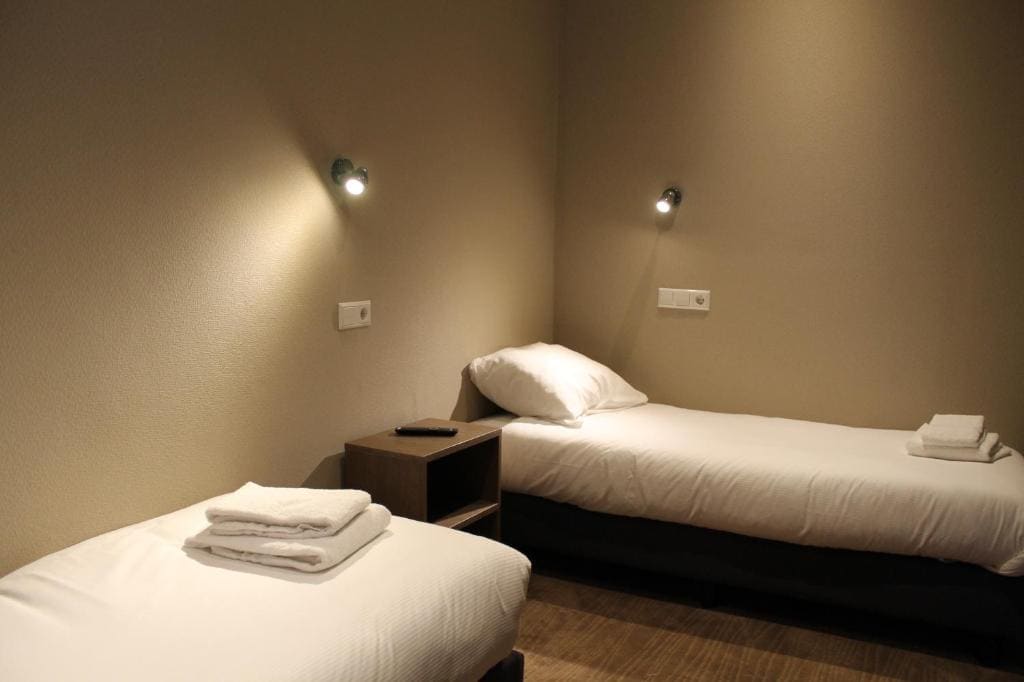 Comfort Triple Room room - Image 2