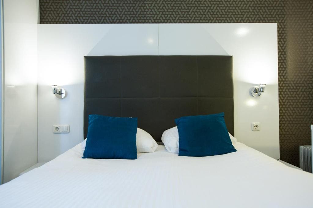 Standard Double Room room - Image 3